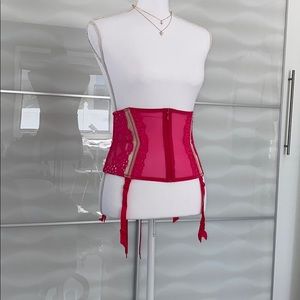 2/$30💕Victoria Secret Garter Belt 💕